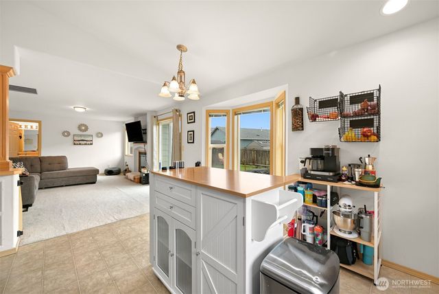 7494 Seashell Way, Blaine, WA 98230