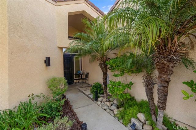 28966 Shadow Creek, Highland, CA 92346