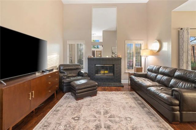 28966 Shadow Creek, Highland, CA 92346