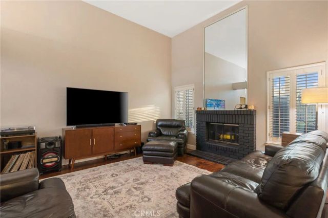 28966 Shadow Creek, Highland, CA 92346