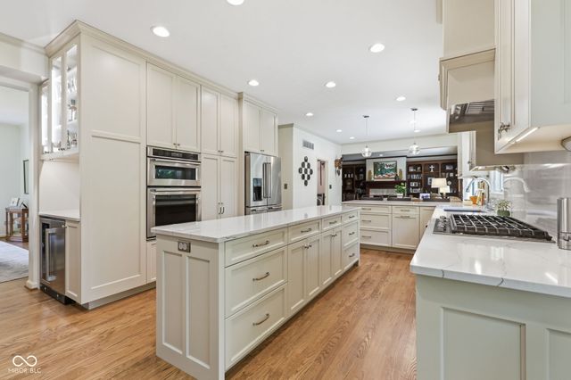 2127 Corsican Circle, Westfield, IN 46074