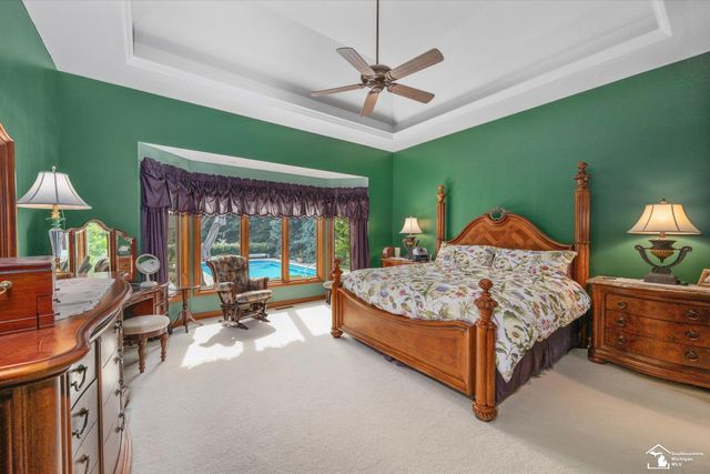 862 Saint James Park Avenue, Monroe, MI 48161