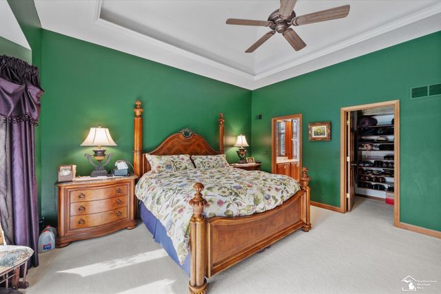 862 Saint James Park Avenue, Monroe, MI 48161