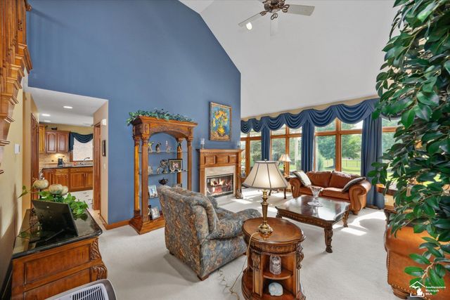 862 Saint James Park Avenue, Monroe, MI 48161