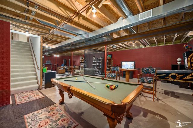862 Saint James Park Avenue, Monroe, MI 48161
