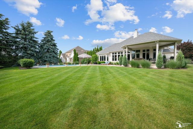 862 Saint James Park Avenue, Monroe, MI 48161