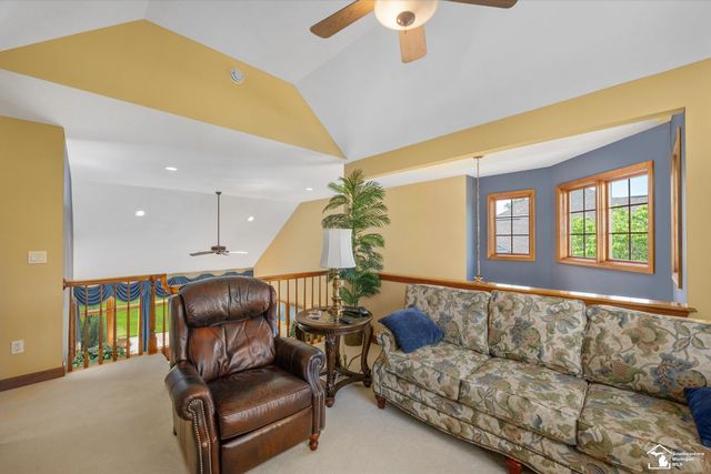 862 Saint James Park Avenue, Monroe, MI 48161