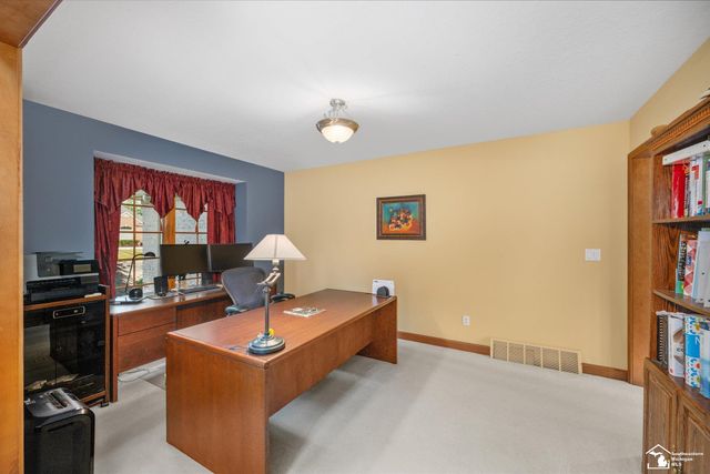 862 Saint James Park Avenue, Monroe, MI 48161