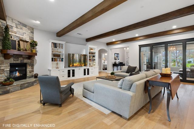 3385 Wimbledon Drive, Redding, CA 96002