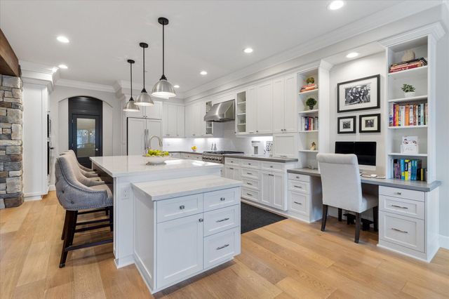 3385 Wimbledon Drive, Redding, CA 96002