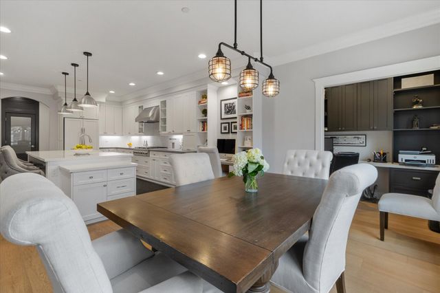 3385 Wimbledon Drive, Redding, CA 96002