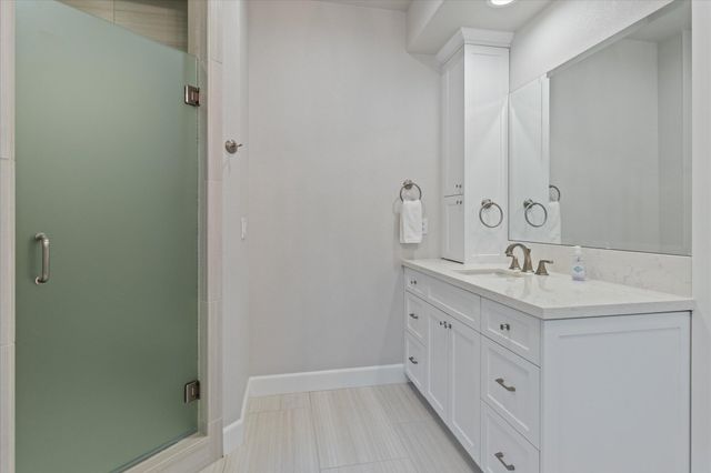 3385 Wimbledon Drive, Redding, CA 96002