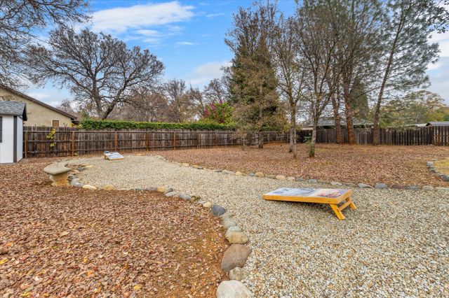 3385 Wimbledon Drive, Redding, CA 96002