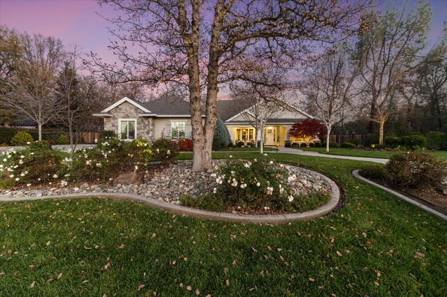 3385 Wimbledon Drive, Redding, CA 96002