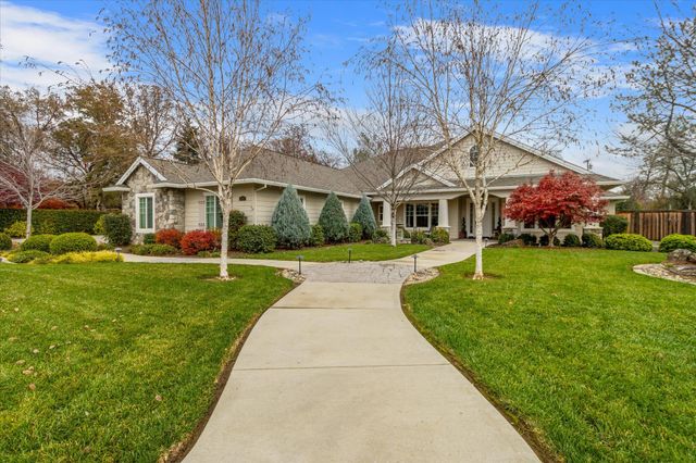 3385 Wimbledon Drive, Redding, CA 96002