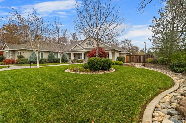 3385 Wimbledon Drive, Redding, CA 96002