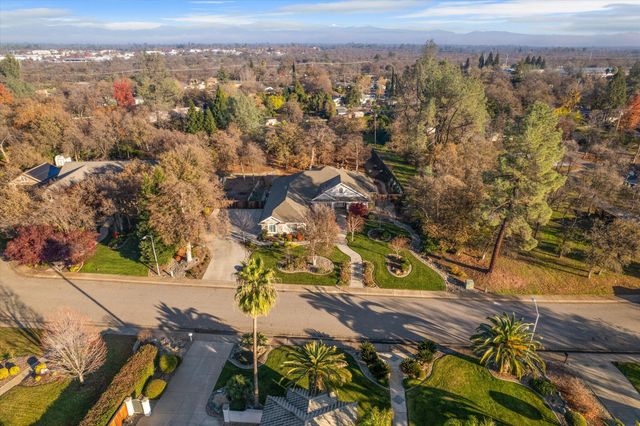 3385 Wimbledon Drive, Redding, CA 96002