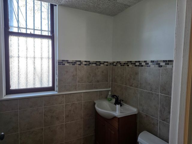 2918 W 63rd Street, Chicago, IL 60629