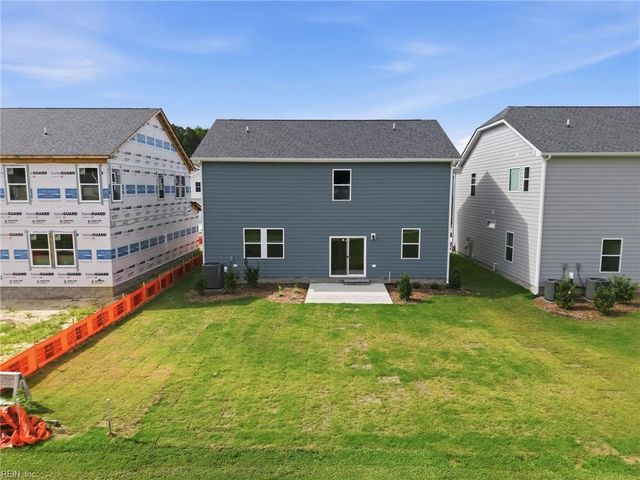 322 Tarn CT, Suffolk, VA 23434