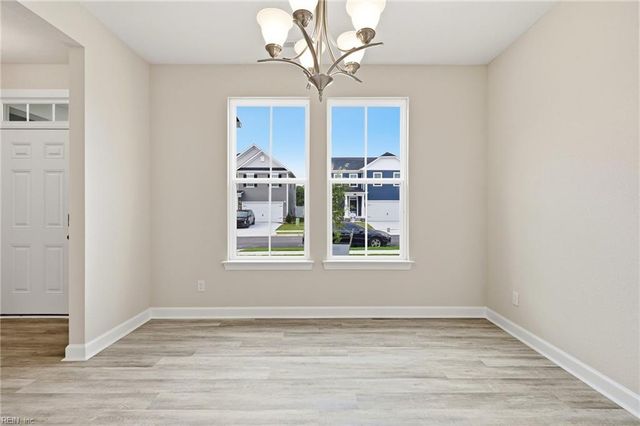 322 Tarn CT, Suffolk, VA 23434