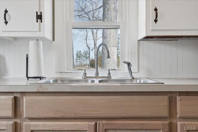 1068 Throckmorton Trail, Scottsburg, VA 24589