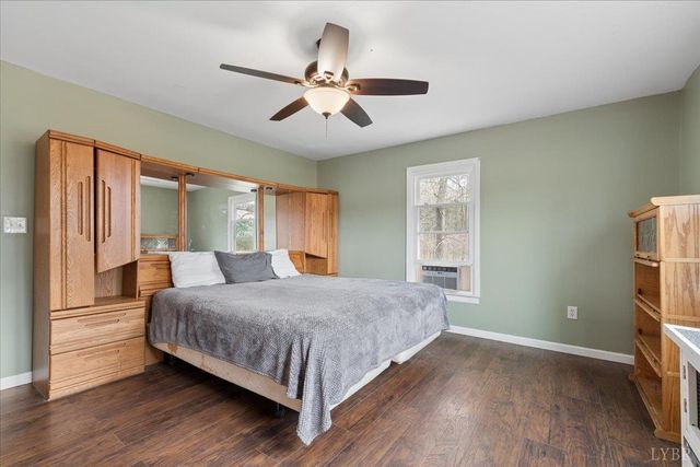 1068 Throckmorton Trail, Scottsburg, VA 24589