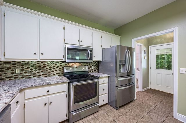 667 Fuller Rd, Dothan, AL 36301