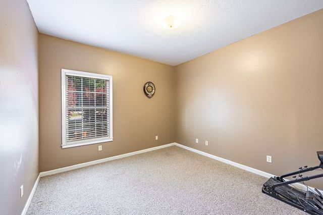 667 Fuller Rd, Dothan, AL 36301