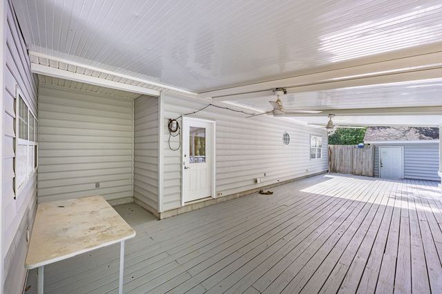 667 Fuller Rd, Dothan, AL 36301