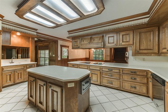 7900 Old Gay Hill Rd, Brenham, TX 77833