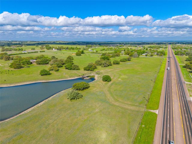 7900 Old Gay Hill Rd, Brenham, TX 77833