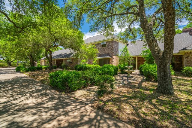 7900 Old Gay Hill Rd, Brenham, TX 77833
