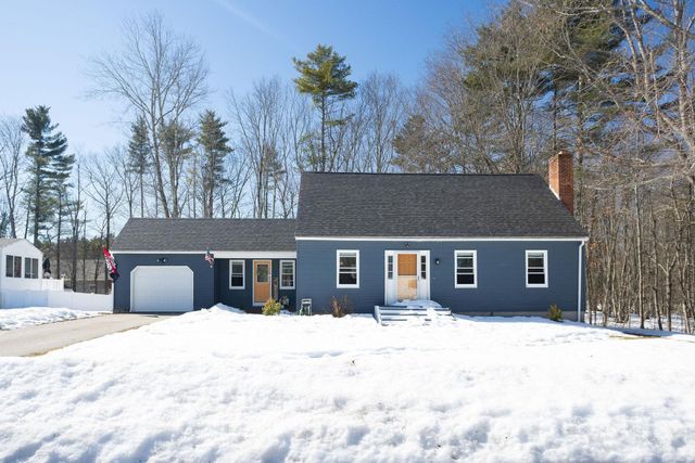 19 Pinewood Drive, Somersworth, NH 03878