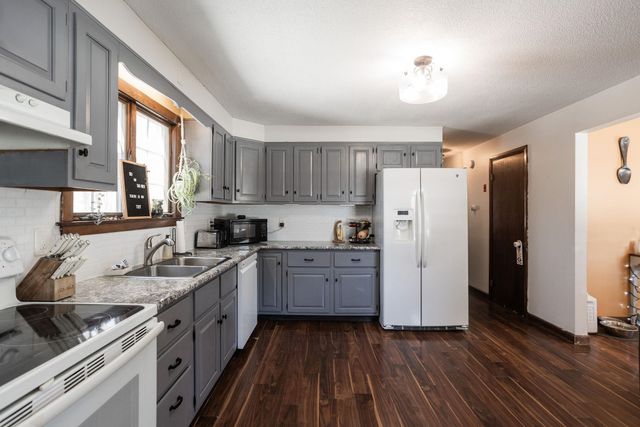 19 Pinewood Drive, Somersworth, NH 03878