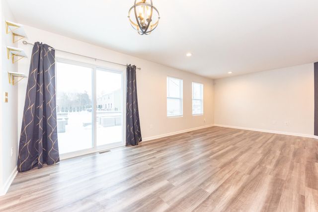 6035 Ravine Court, Ypsilanti Twp, MI 48197