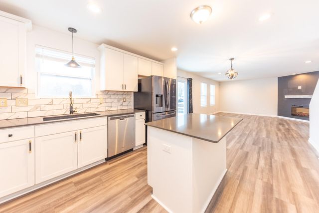 6035 Ravine Court, Ypsilanti Twp, MI 48197