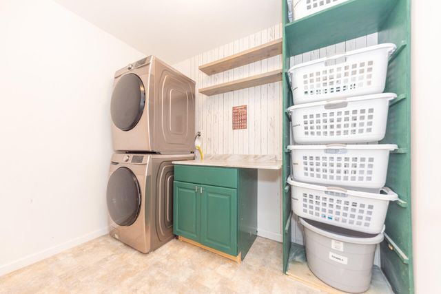 6035 Ravine Court, Ypsilanti Twp, MI 48197