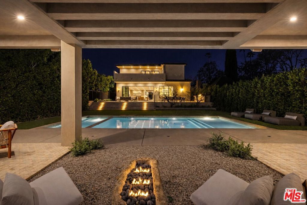 14273 Greenleaf Street, Los Angeles, CA 91423 — photo 2