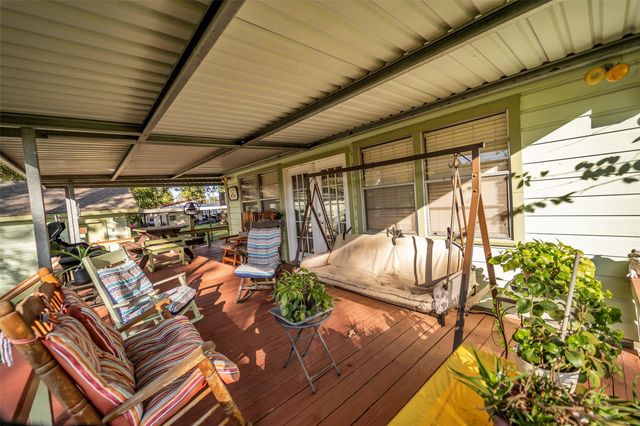 590 Cove Loop, Coldspring, TX 77331