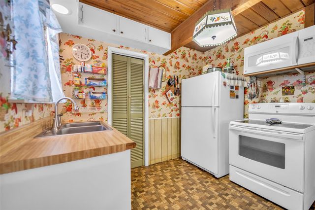 590 Cove Loop, Coldspring, TX 77331