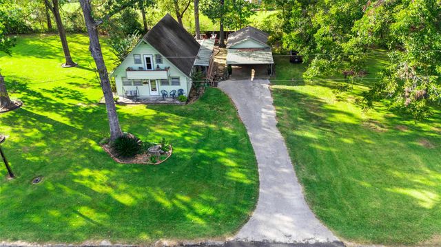 590 Cove Loop, Coldspring, TX 77331