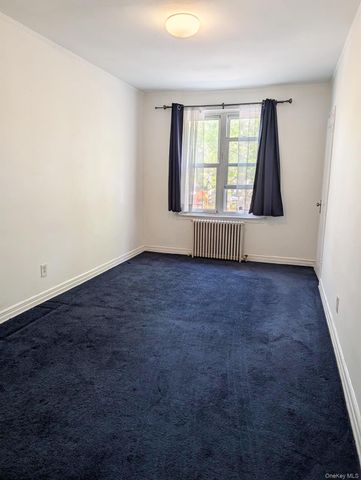 207-11 Hillside Avenue, Queens Village, NY 11427