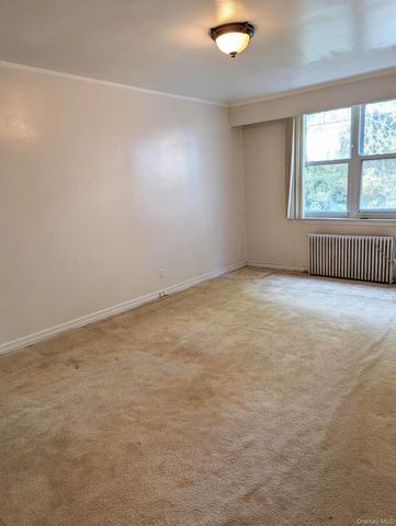 207-11 Hillside Avenue, Queens Village, NY 11427
