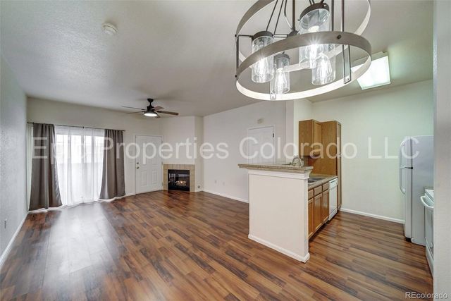 911 S Zeno Way 104, Aurora, CO 80017