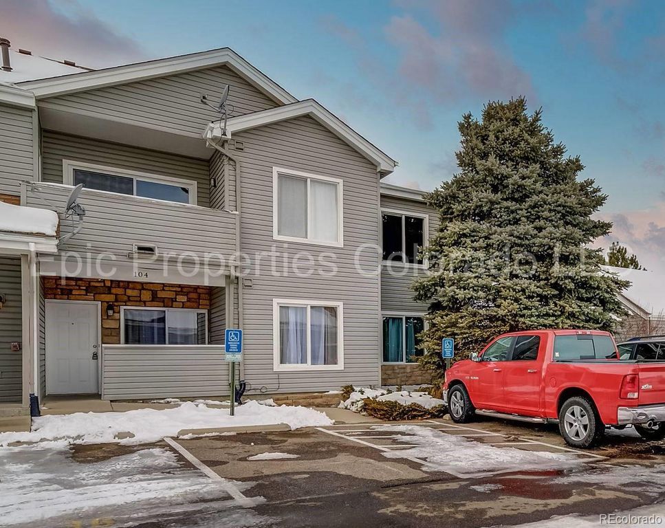 911 S Zeno Way 104, Aurora, CO 80017