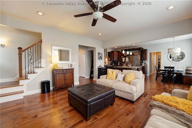 937 Creekstone Ridge, South Charleston, WV 25309