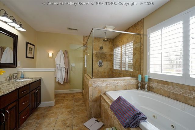 937 Creekstone Ridge, South Charleston, WV 25309