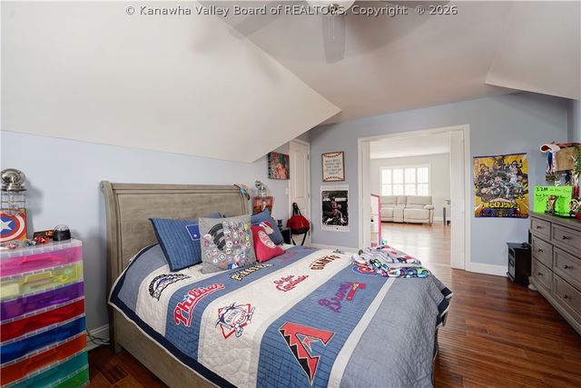 937 Creekstone Ridge, South Charleston, WV 25309