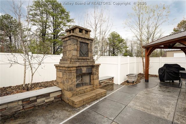 937 Creekstone Ridge, South Charleston, WV 25309