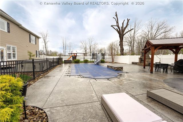 937 Creekstone Ridge, South Charleston, WV 25309